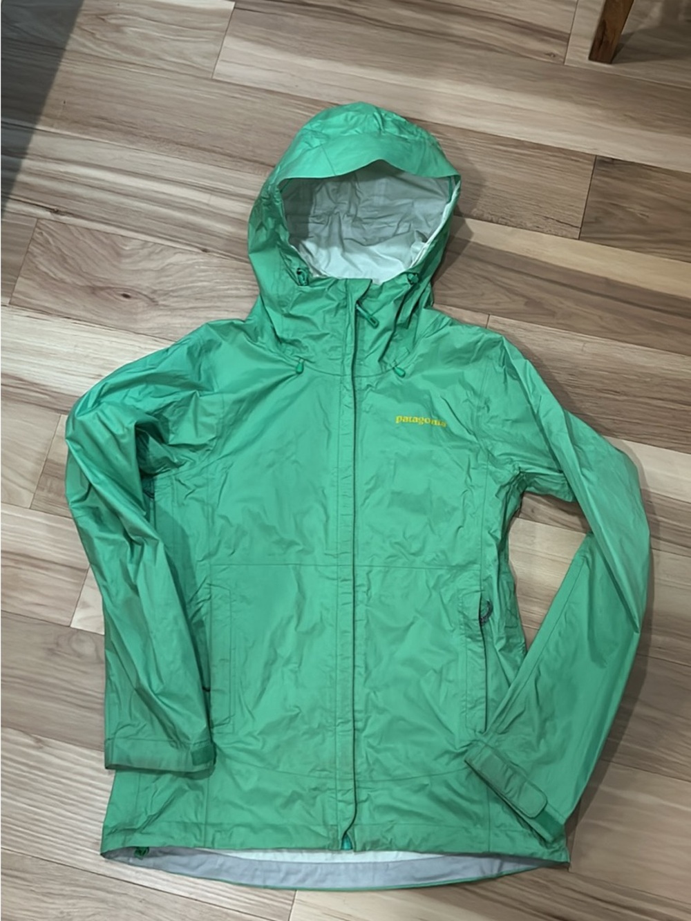 Patagonia Torrentshell Rain Jacket Women's Small